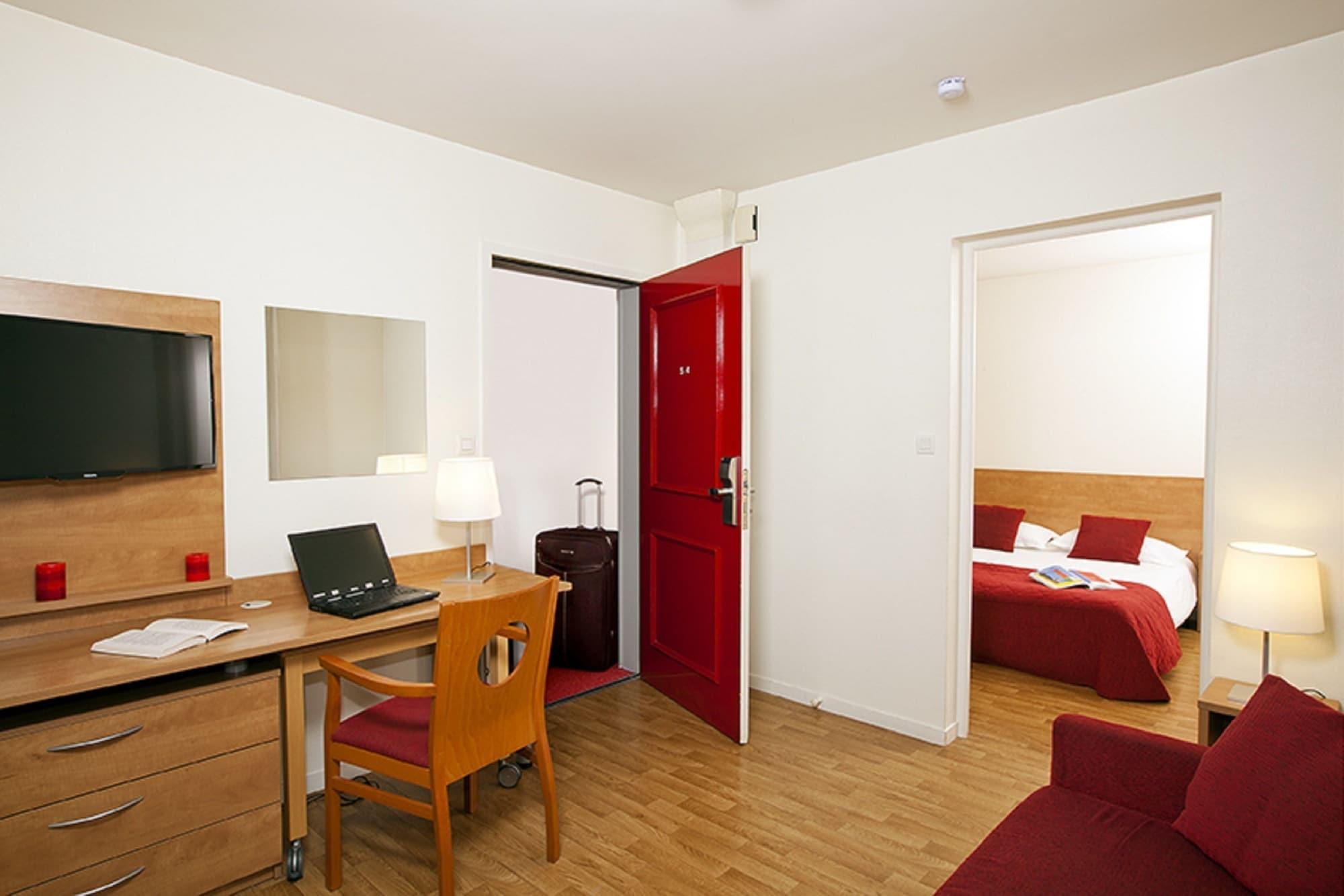 Sejours & Affaires Rennes Villa Camilla Luaran gambar