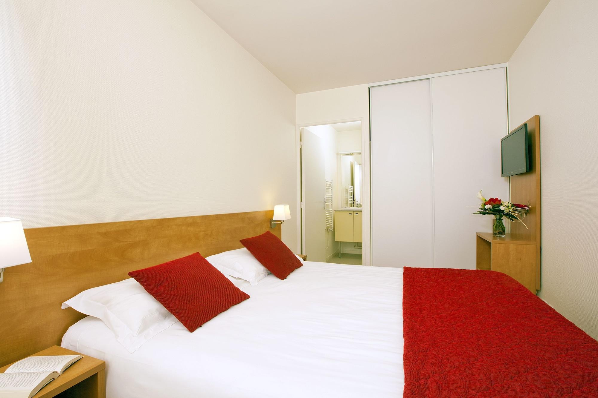 Sejours & Affaires Rennes Villa Camilla Luaran gambar
