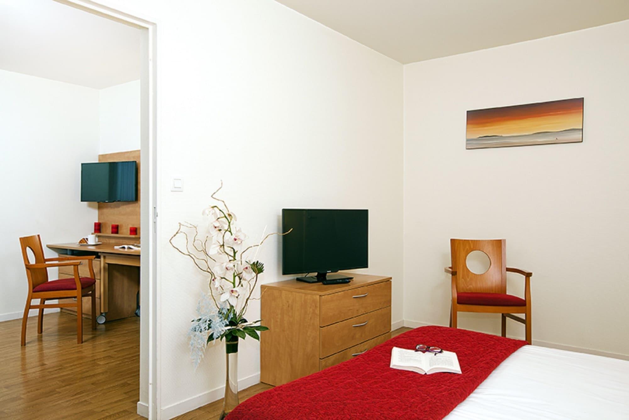 Sejours & Affaires Rennes Villa Camilla Luaran gambar