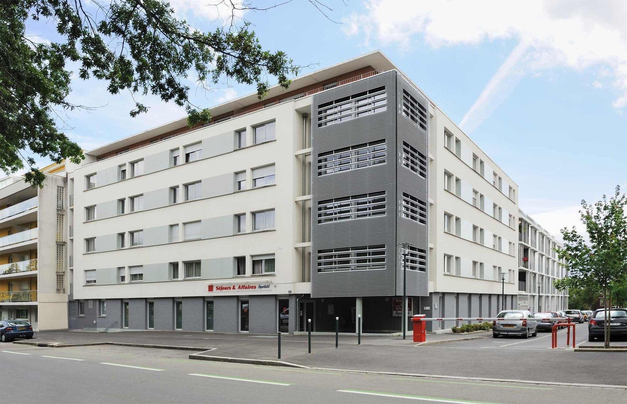 Sejours & Affaires Rennes Villa Camilla Luaran gambar