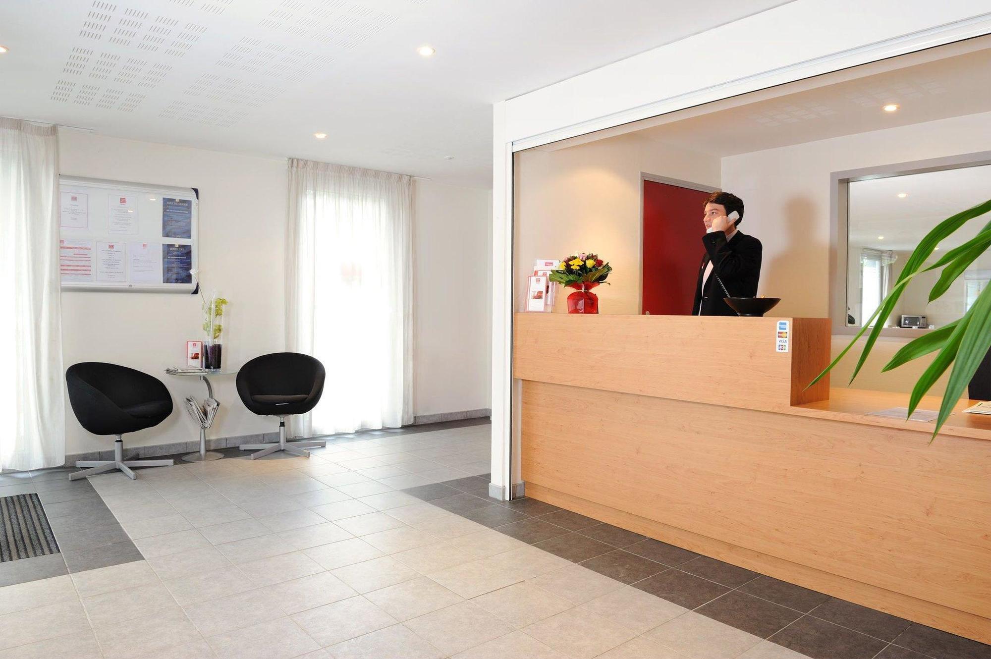Sejours & Affaires Rennes Villa Camilla Luaran gambar